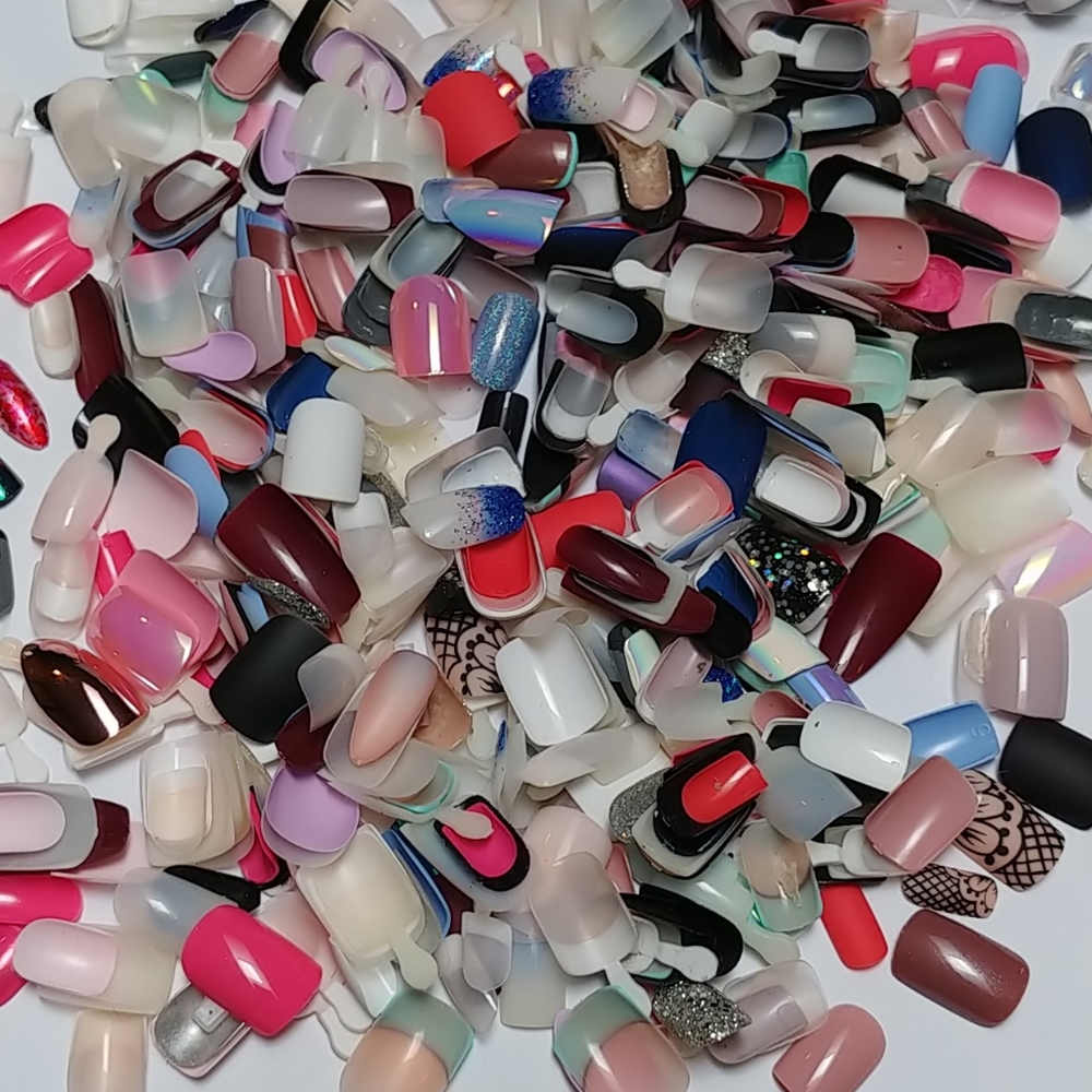 Assorted Fake Nails